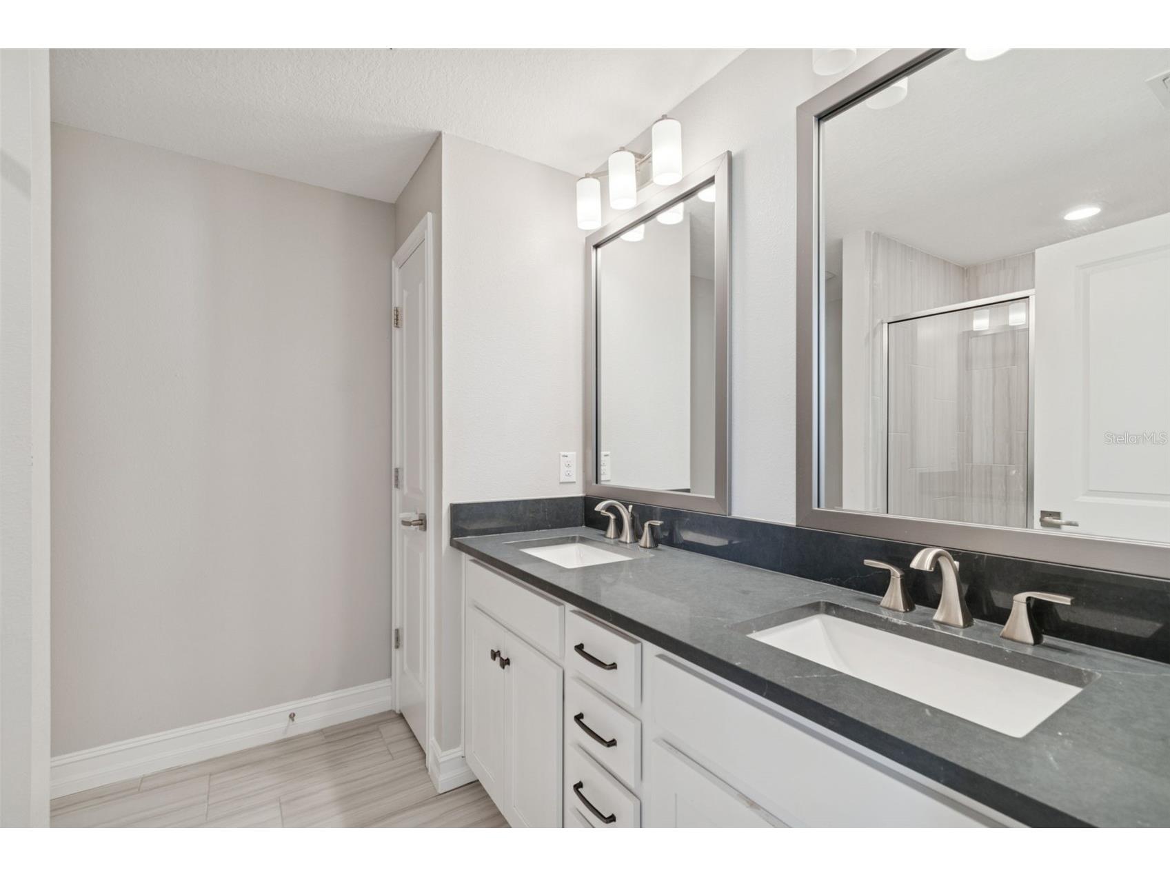 4921 W Paul Avenue #4 Tampa FL 33611 TB8465973 image43