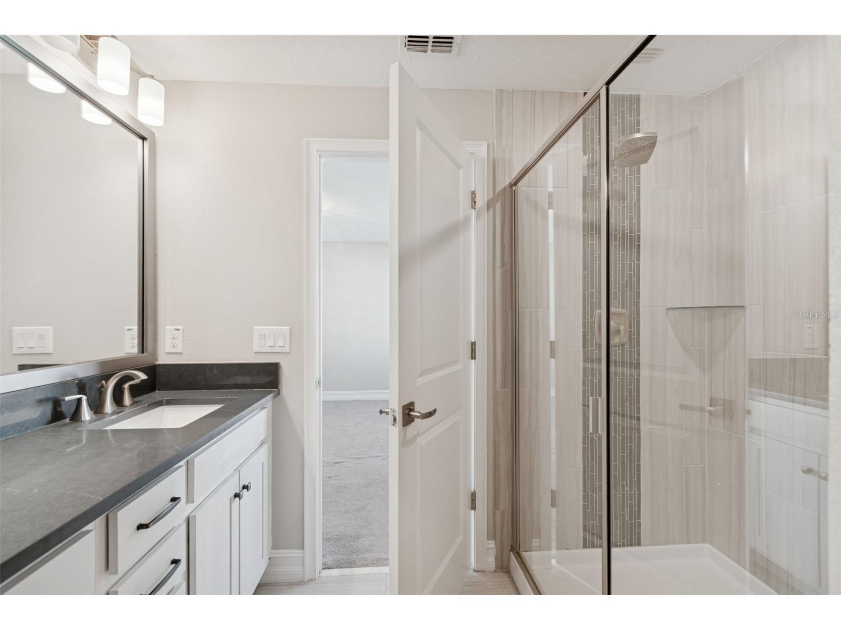 4921 W Paul Avenue #4 Tampa FL 33611 TB8465973 image44