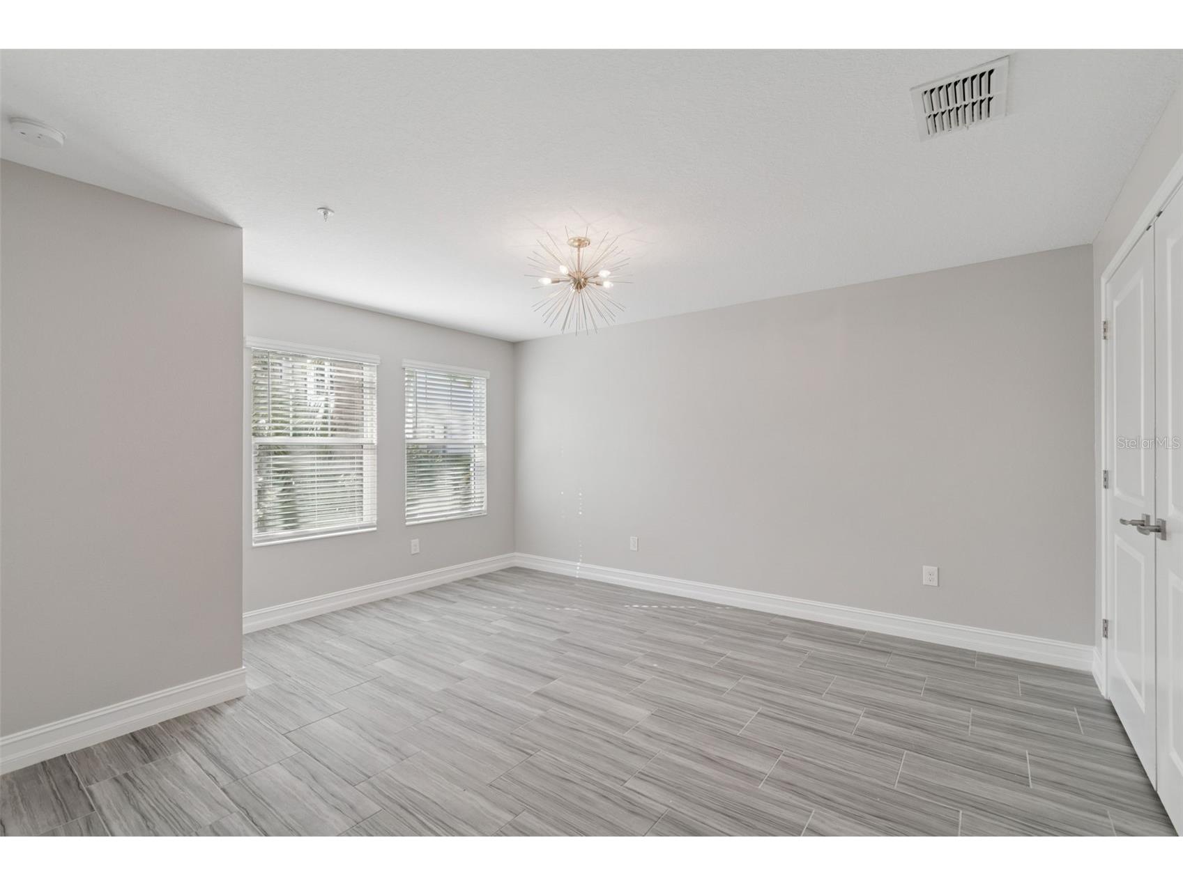 4921 W Paul Avenue #4 Tampa FL 33611 TB8465973 image7