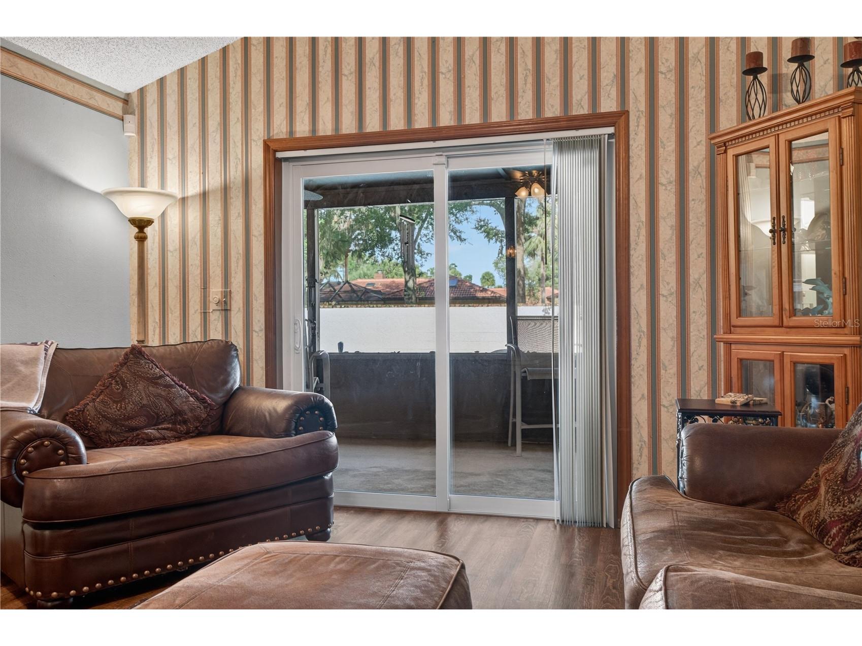 4922 Briar Oaks Circle Orlando FL 32808 O6414887 image10