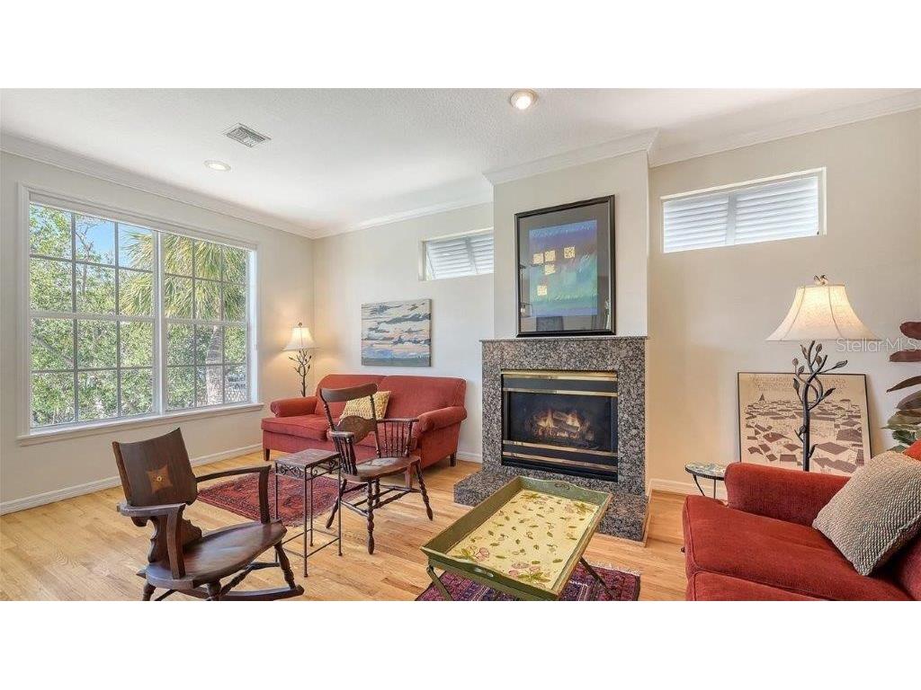 4922 Commonwealth Drive Sarasota FL 34242 - GRAND CANAL A4666313 image8