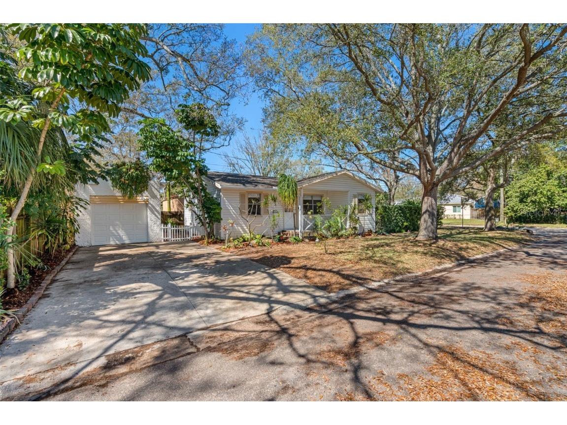 4922 Union Street N Saint Petersburg FL 33714 U8231549 image1