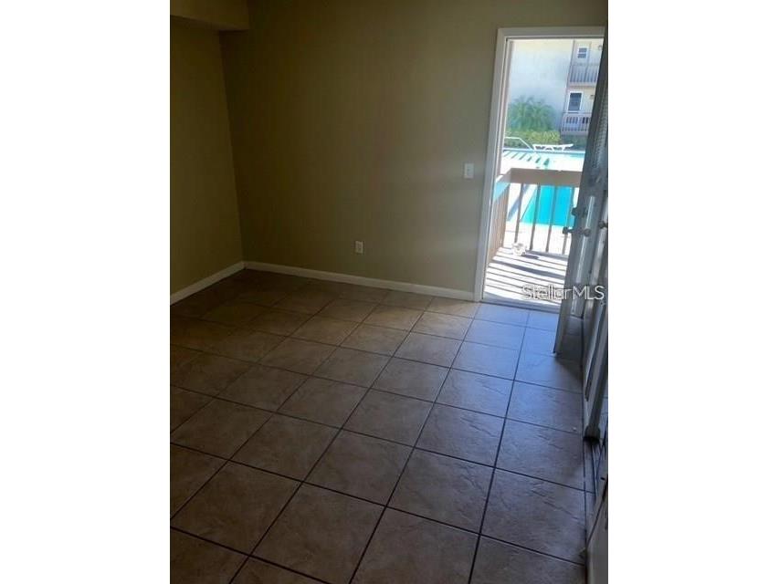 4922 W Gandy Boulevard #102 Tampa FL 33611 TB8512966 image6