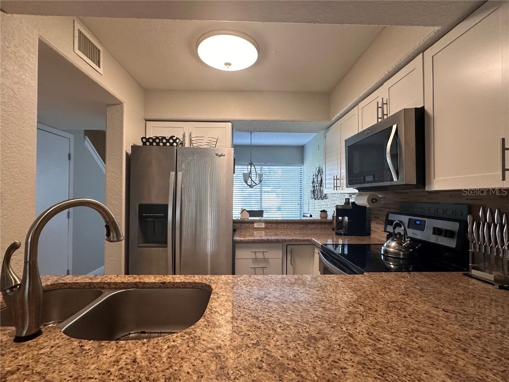 4923 25th Street W #104 Bradenton FL 34207 A4648320 image10