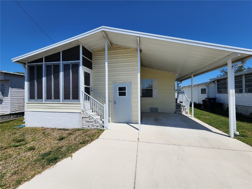 4923 5th Street Court W Bradenton FL 34207 A4643134 image1