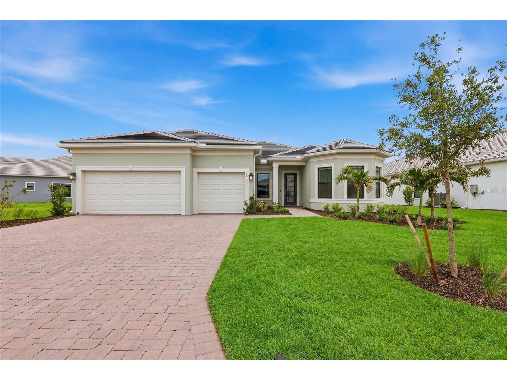 4923 Empire Landing Run Bradenton FL 34211 A4696296 image1