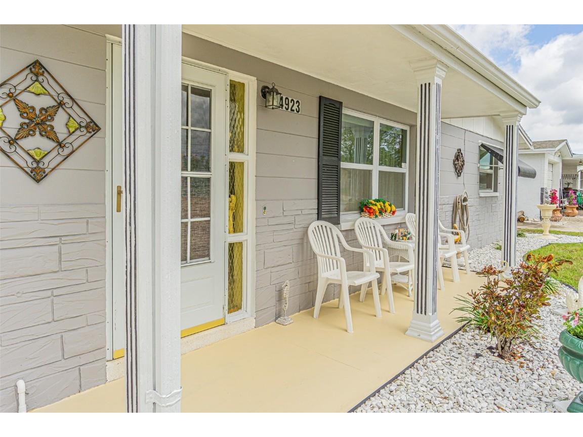 4923 Genesis Avenue Holiday FL 34690 TB8353928 image1
