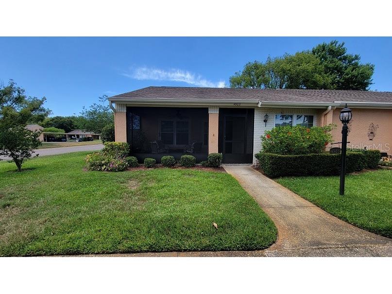 4923 Grist Mill Circle New Port Richey FL 34655 W7864639 image1