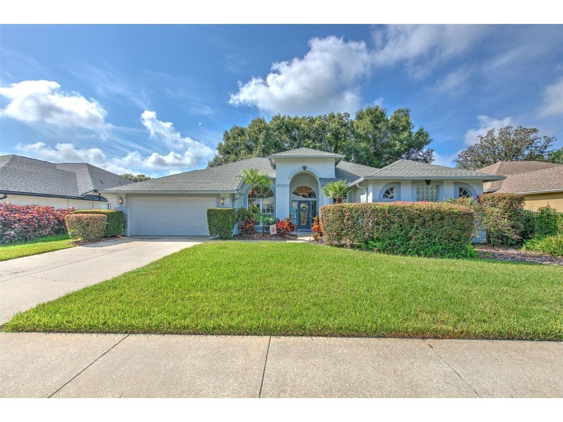 4923 Willow Ridge Terrace Valrico FL 33596 TB8304766 image1