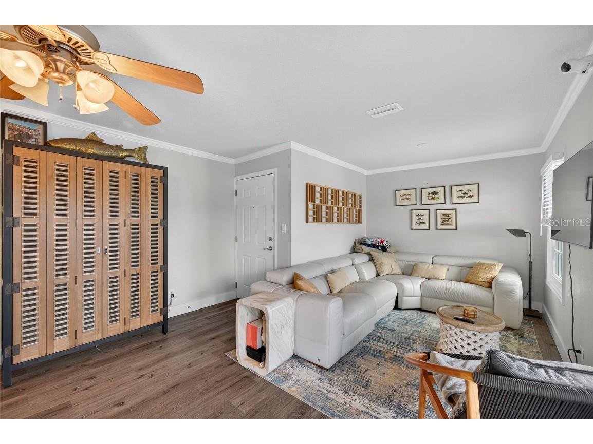 4924 Beach Drive SE #F Saint Petersburg FL 33705 TB8437504 image12