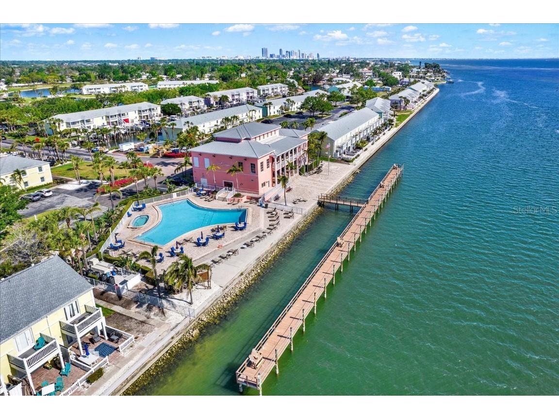 4924 Beach Drive SE #F Saint Petersburg FL 33705 TB8437504 image29