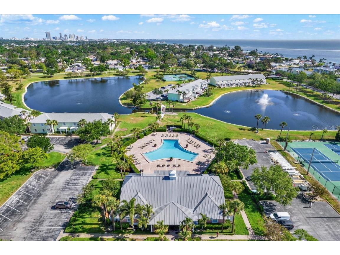 4924 Beach Drive SE #F Saint Petersburg FL 33705 TB8437504 image40