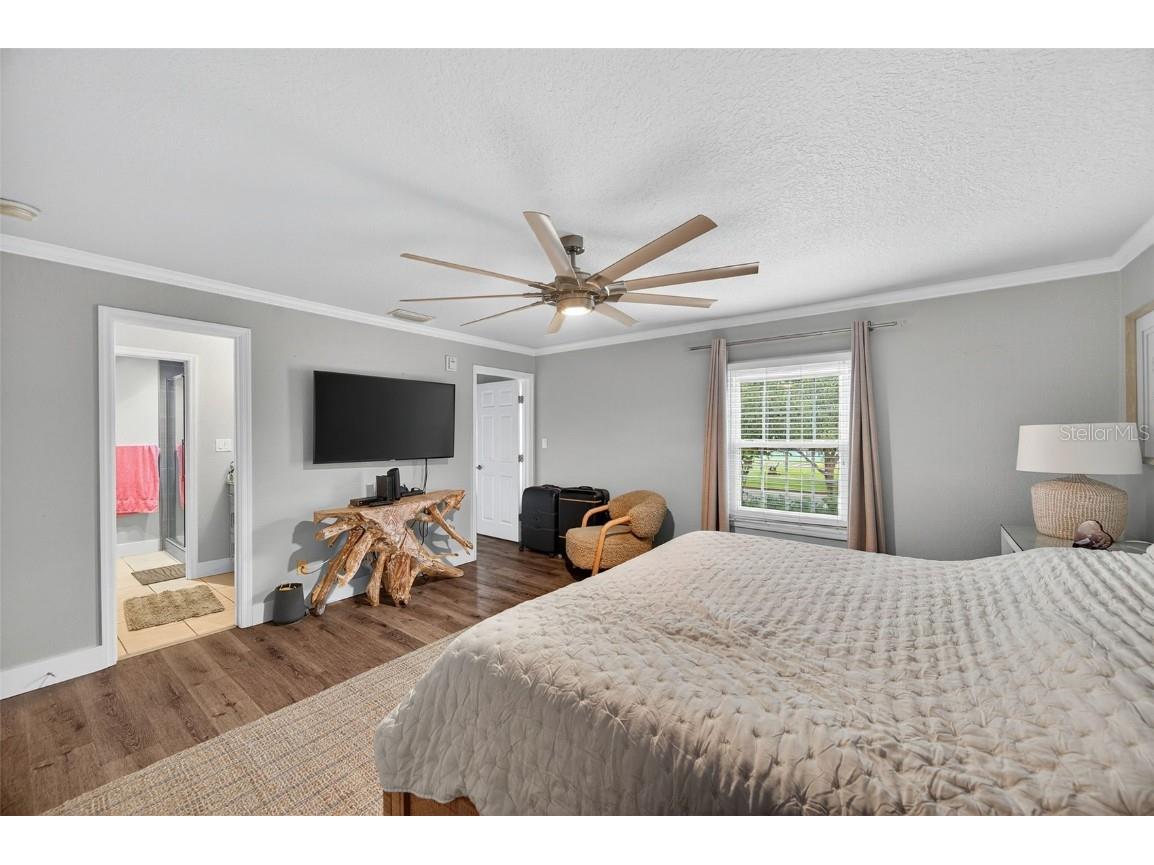 4924 Beach Drive SE #F Saint Petersburg FL 33705 TB8437504 image7