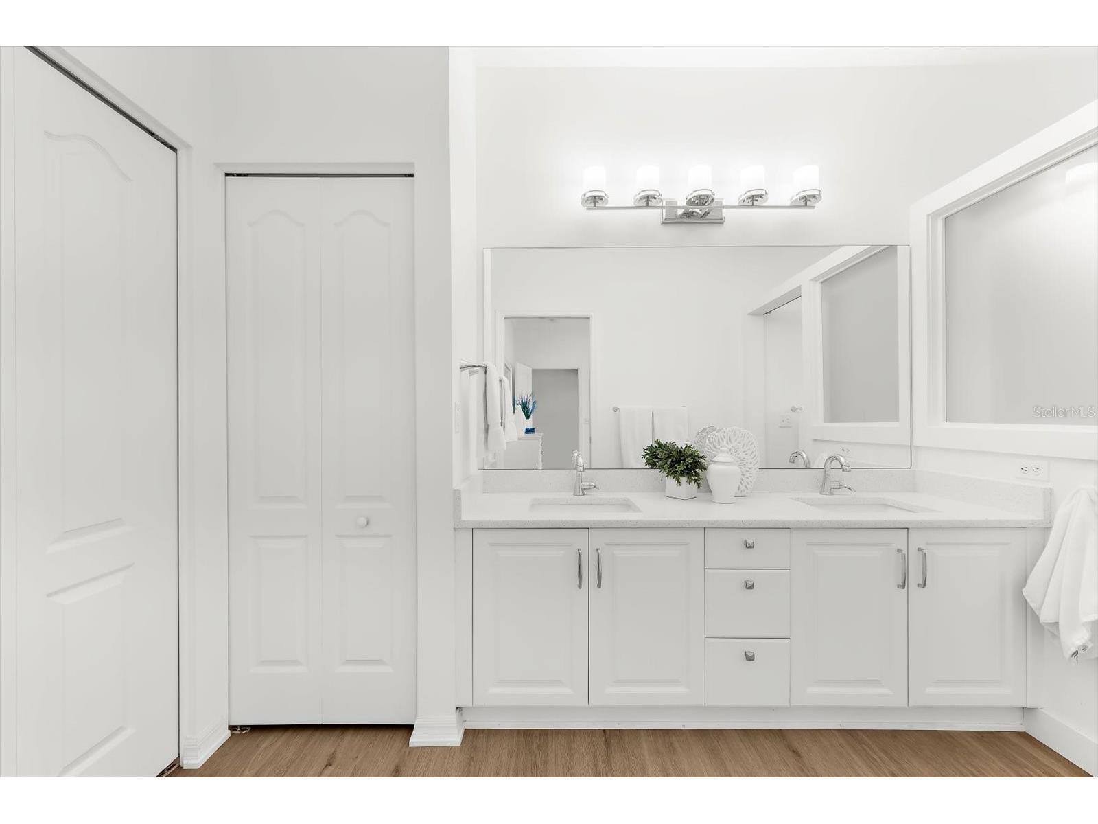 4924 Mahogany Run Avenue Sarasota FL 34241 A4679597 image39