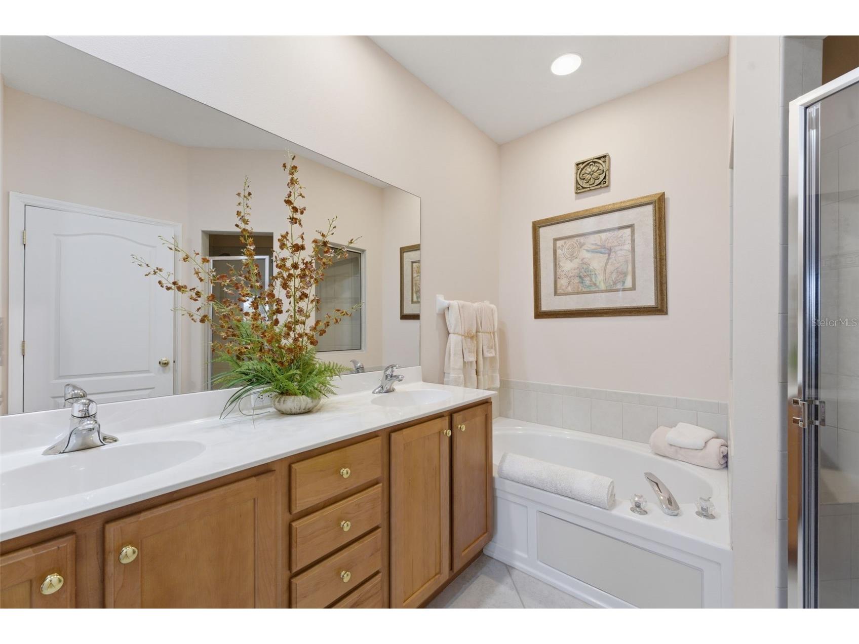 4924 Whispering Oaks Drive North Port FL 34287 A4687915 image18
