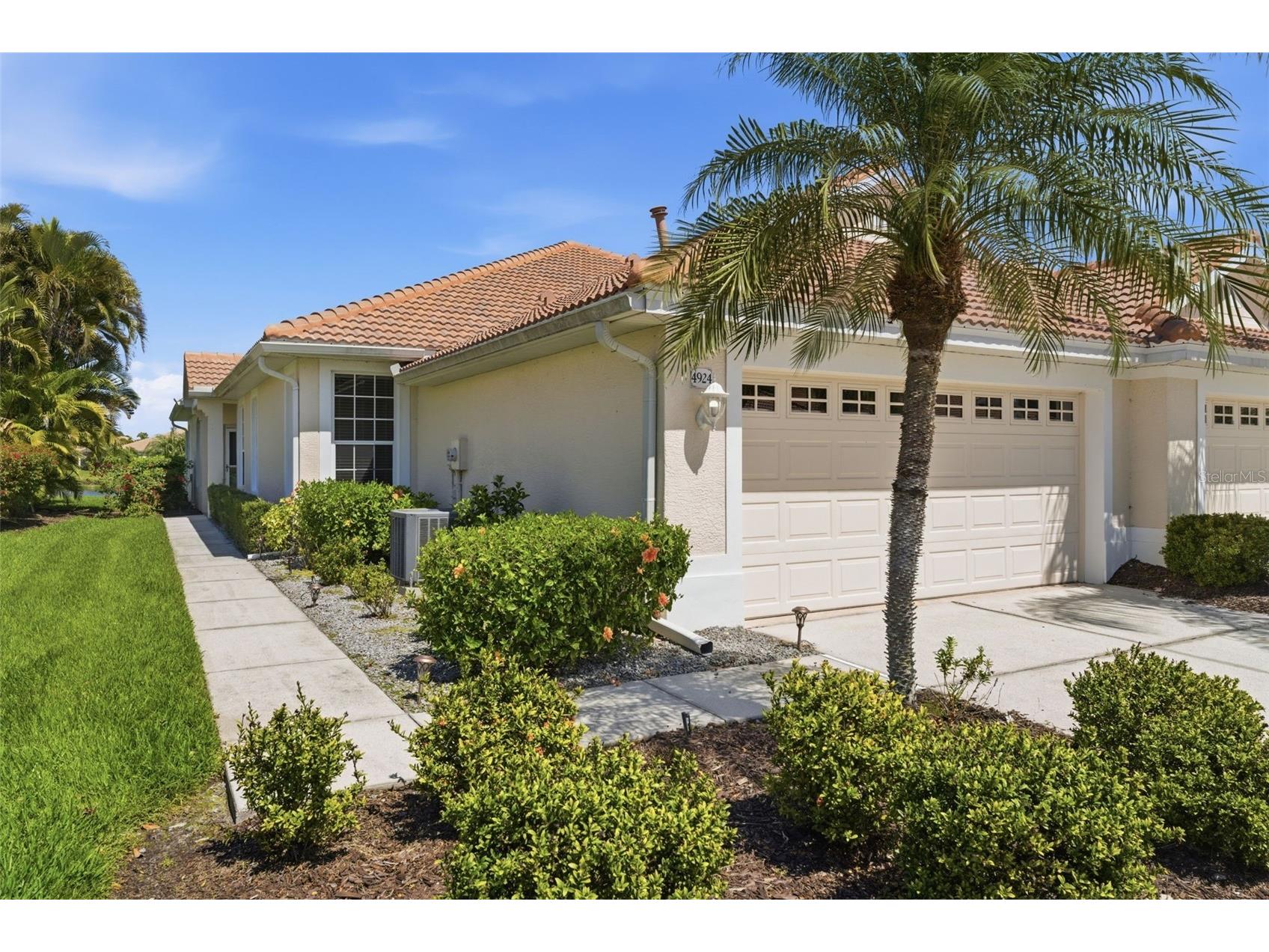 4924 Whispering Oaks Drive North Port FL 34287 A4687915 image3