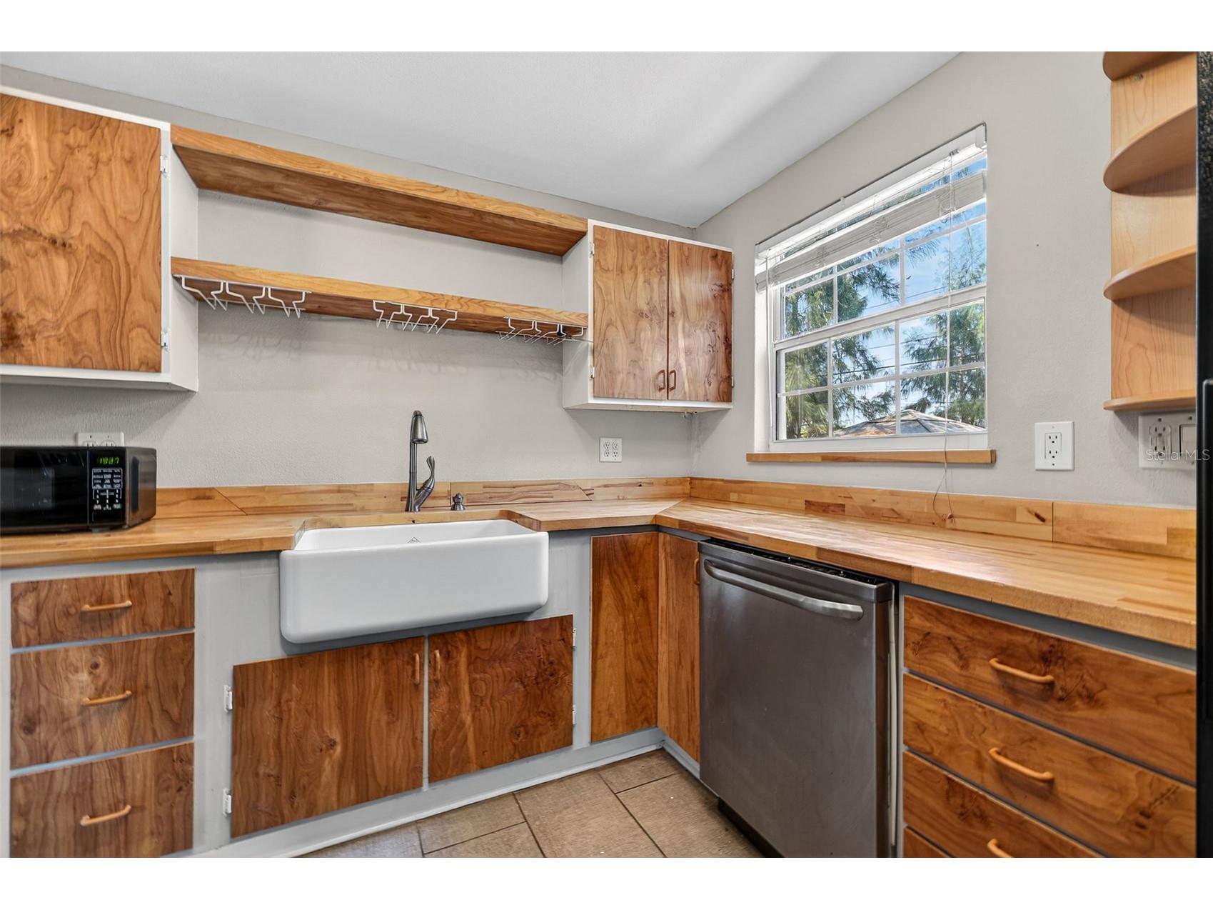 4925 2nd Avenue S Saint Petersburg FL 33707 TB8504990 image11