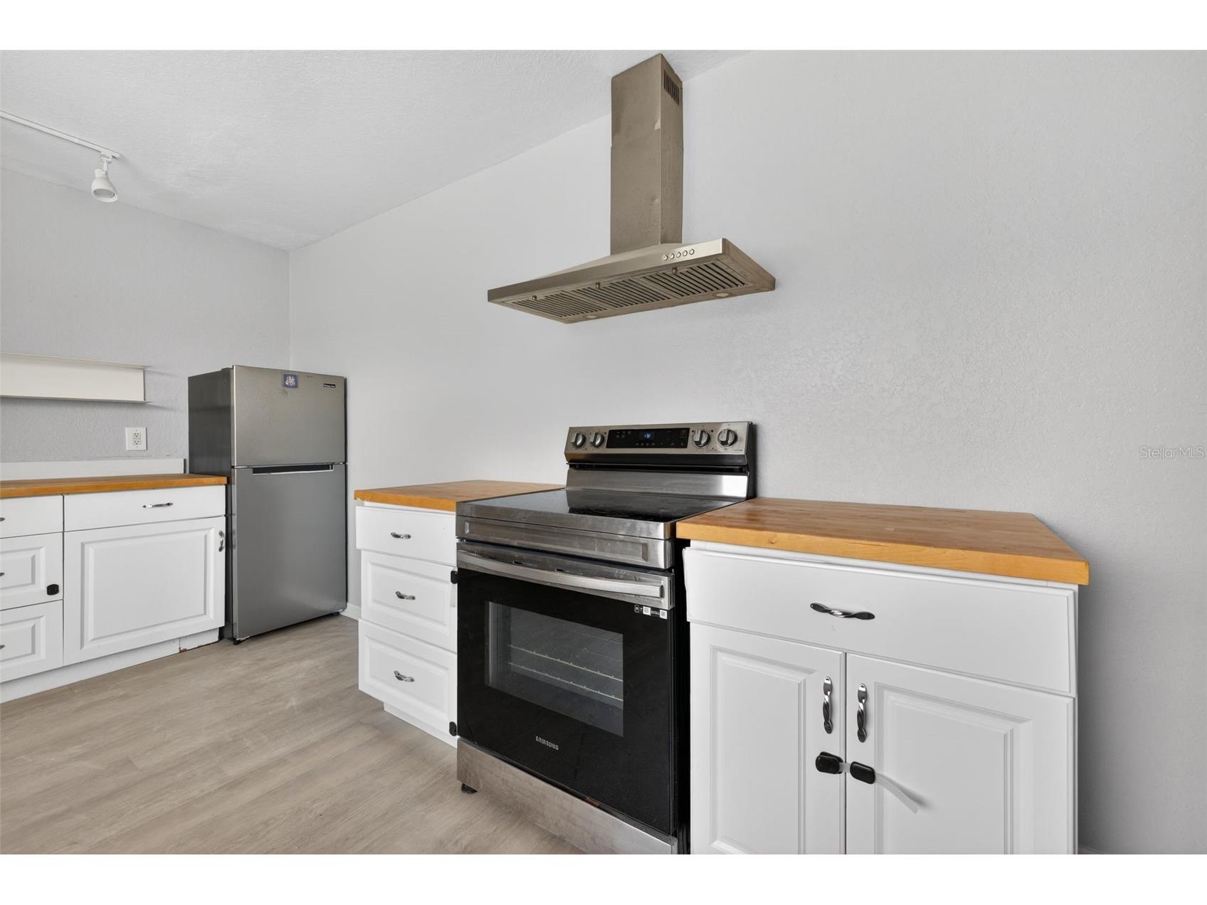 4925 2nd Avenue S Saint Petersburg FL 33707 TB8504990 image25