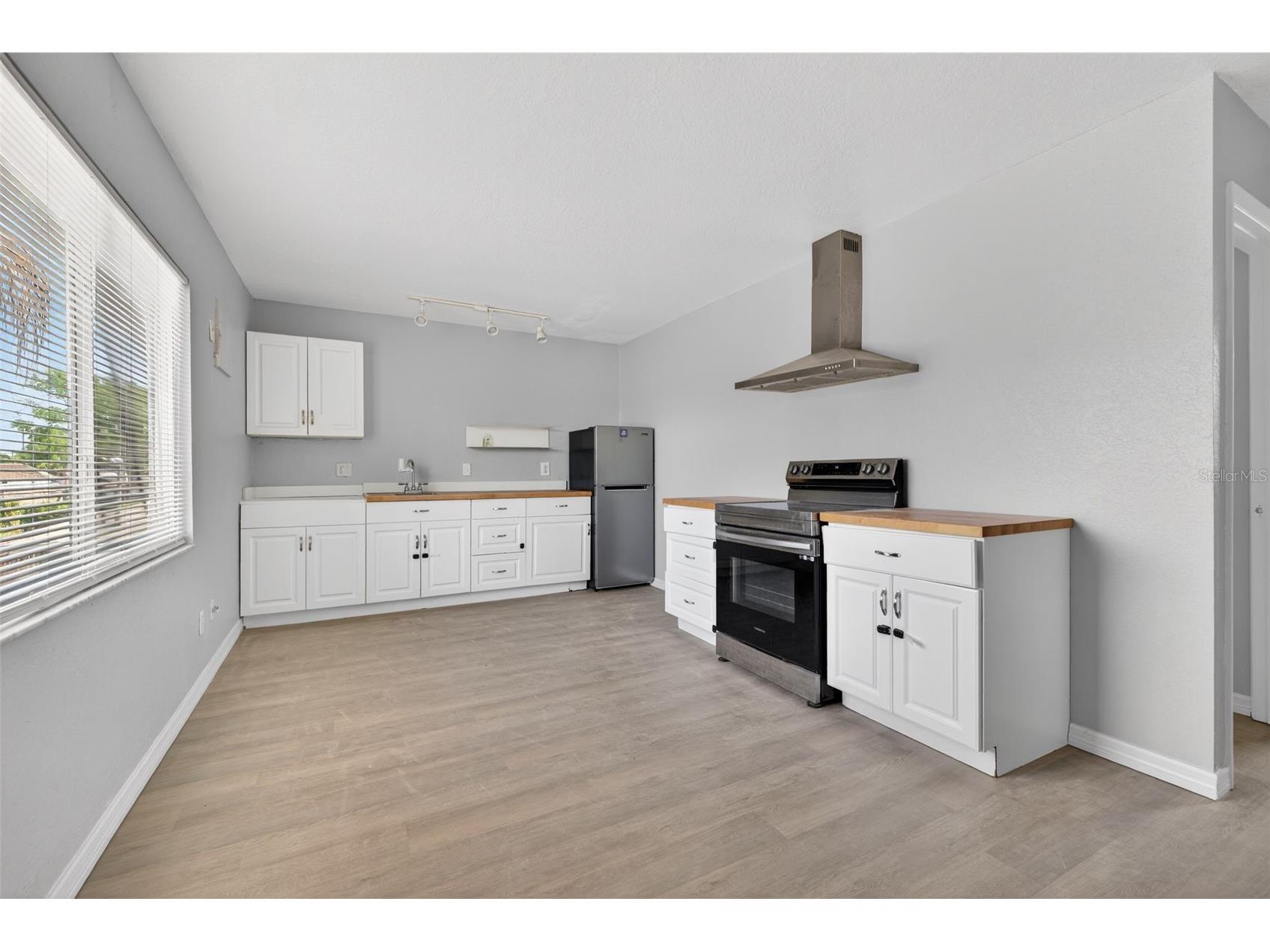 4925 2nd Avenue S Saint Petersburg FL 33707 TB8504990 image26