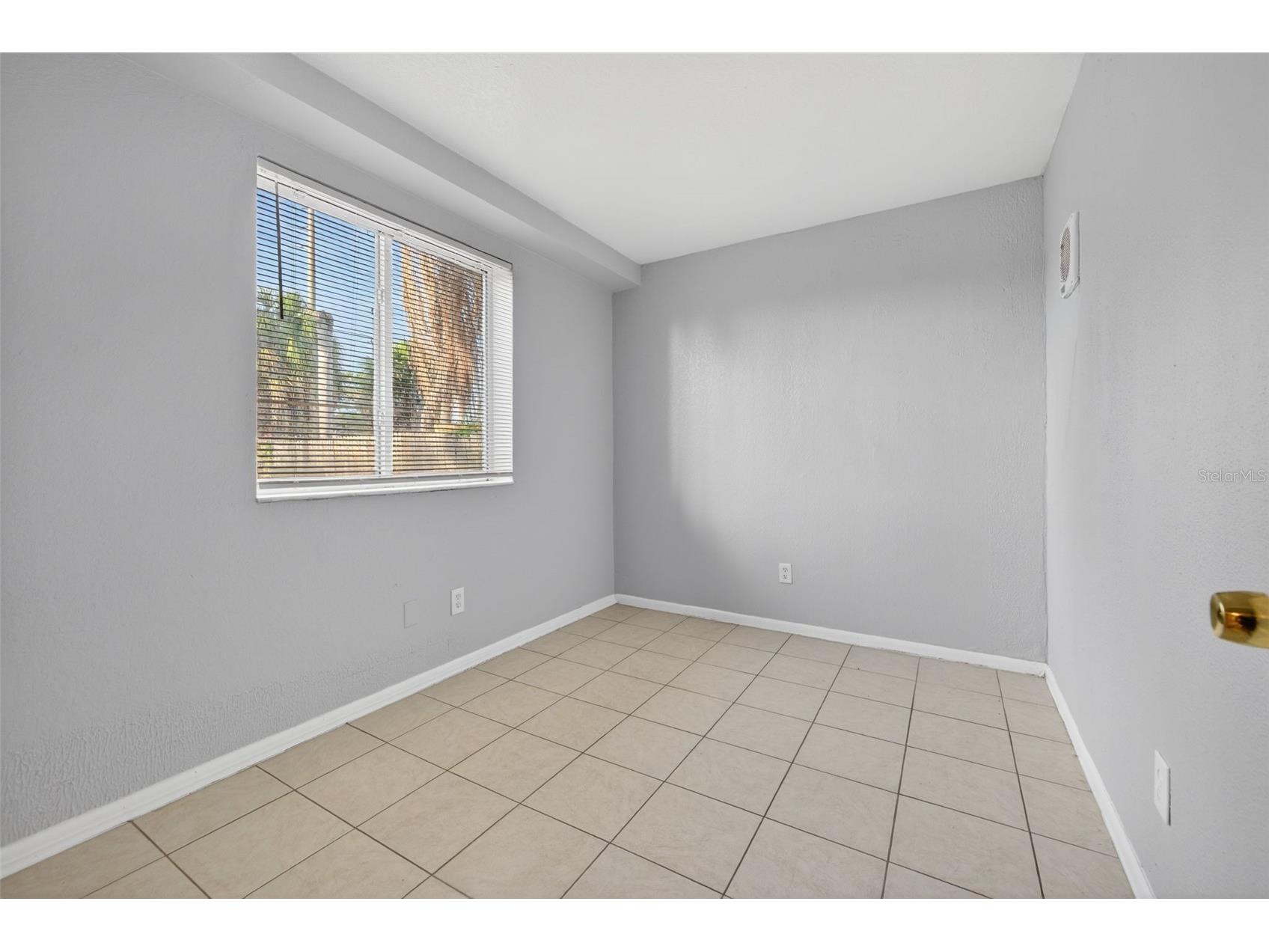 4925 2nd Avenue S Saint Petersburg FL 33707 TB8504990 image28