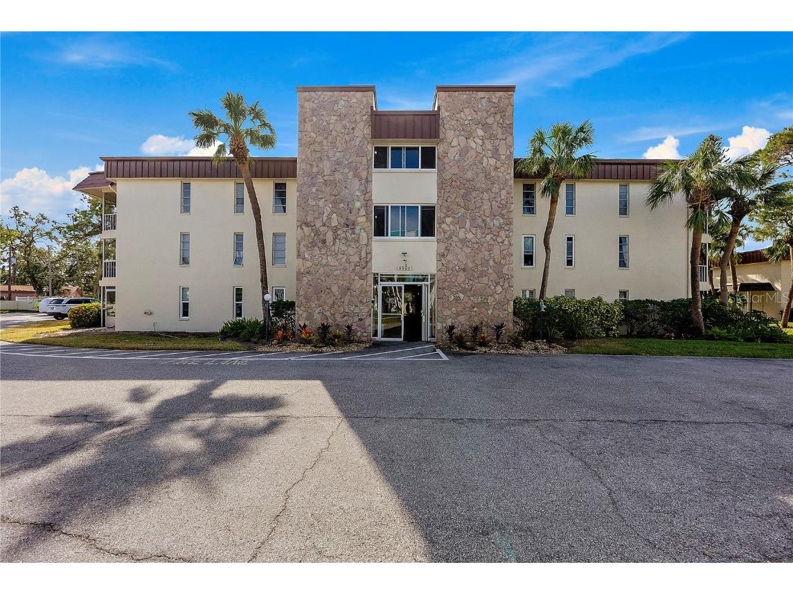 4925 38th Way S #A104 Saint Petersburg FL 33711 TB8323840 image1