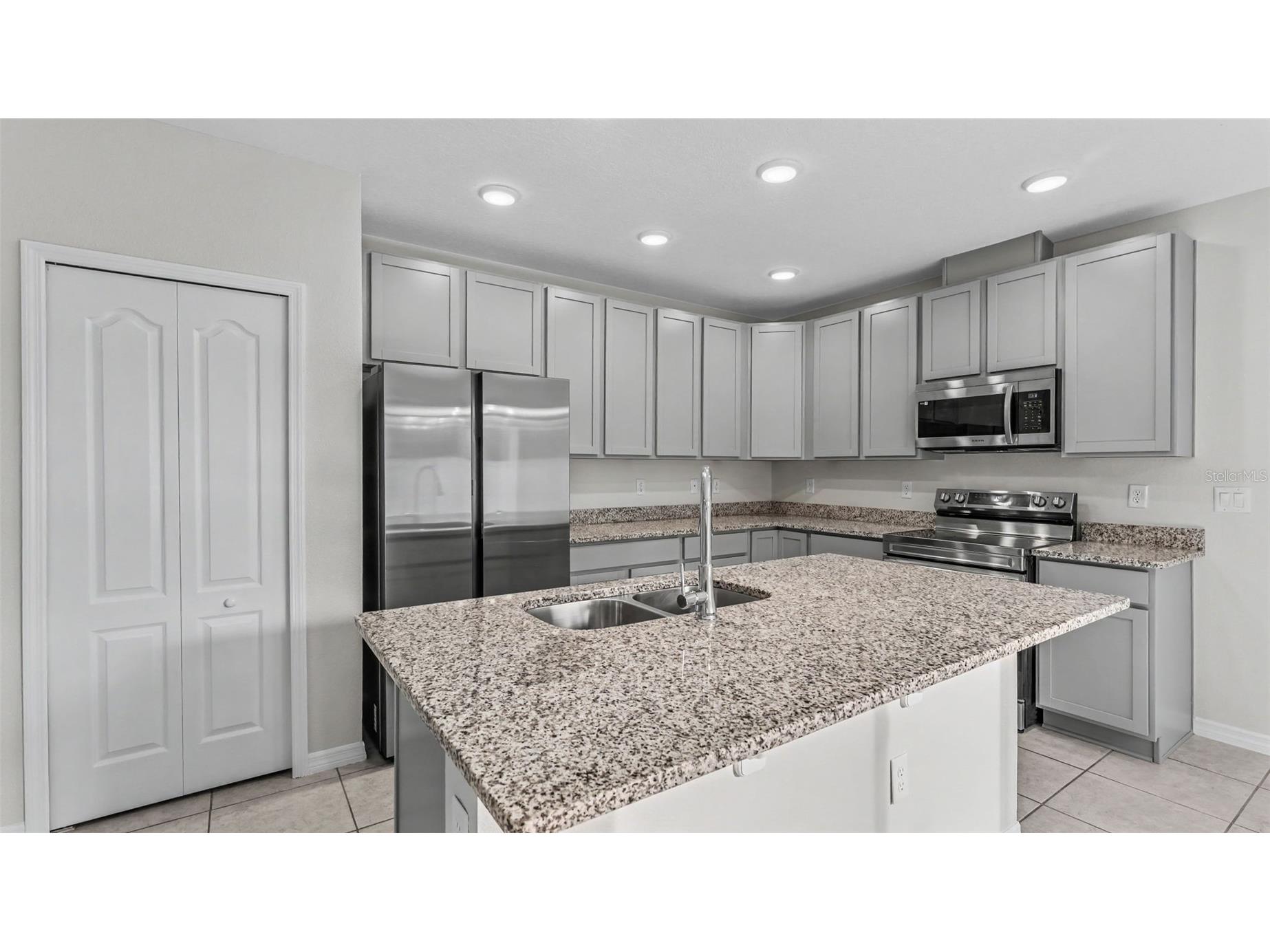 4925 Jackson Street Winter Haven FL 33884 L4963299 image2