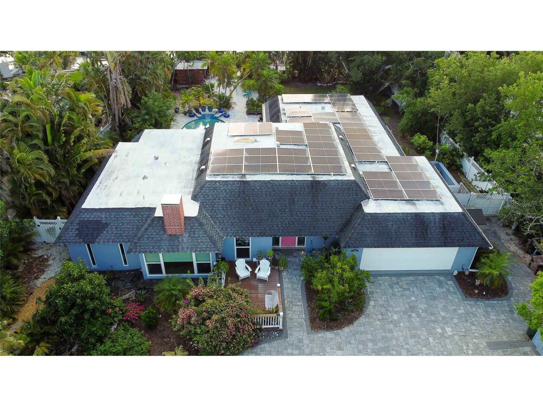 4925 Primrose Path Sarasota FL 34242 A4695589 image2