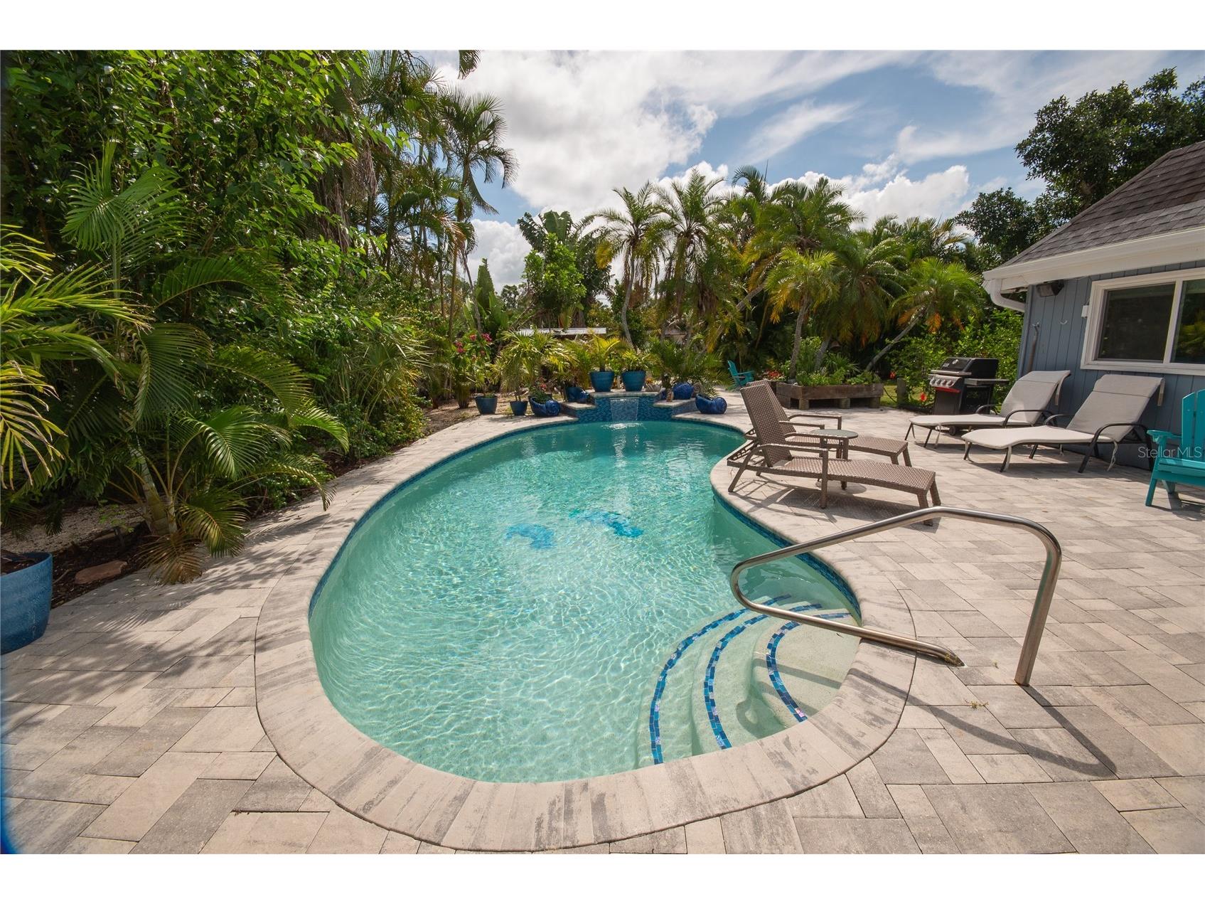 4925 Primrose Path Sarasota FL 34242 A4695589 image28