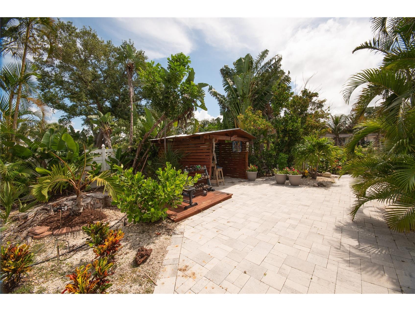 4925 Primrose Path Sarasota FL 34242 A4695589 image44