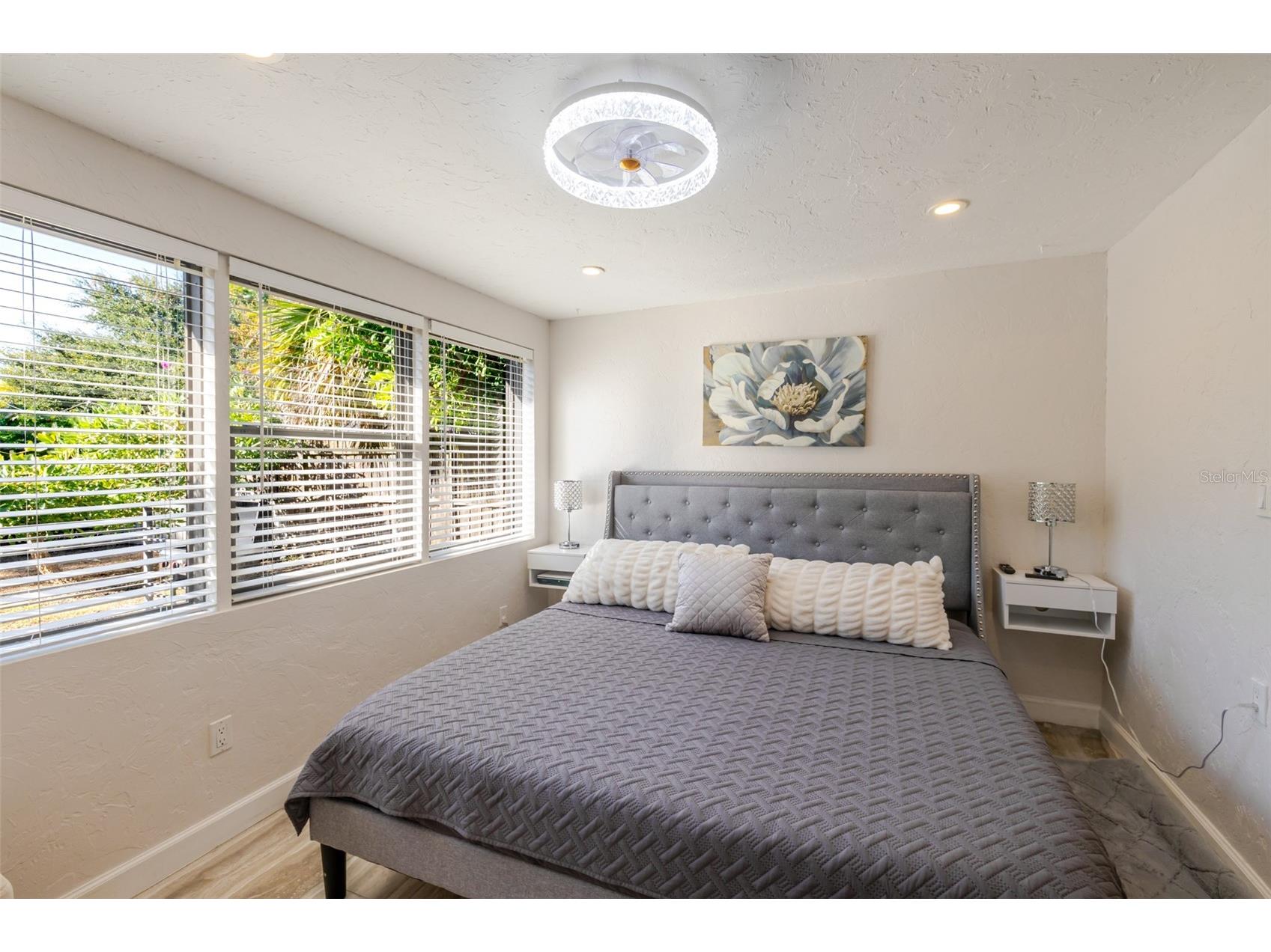 4925 Remington Drive Sarasota FL 34234 A4682036 image23