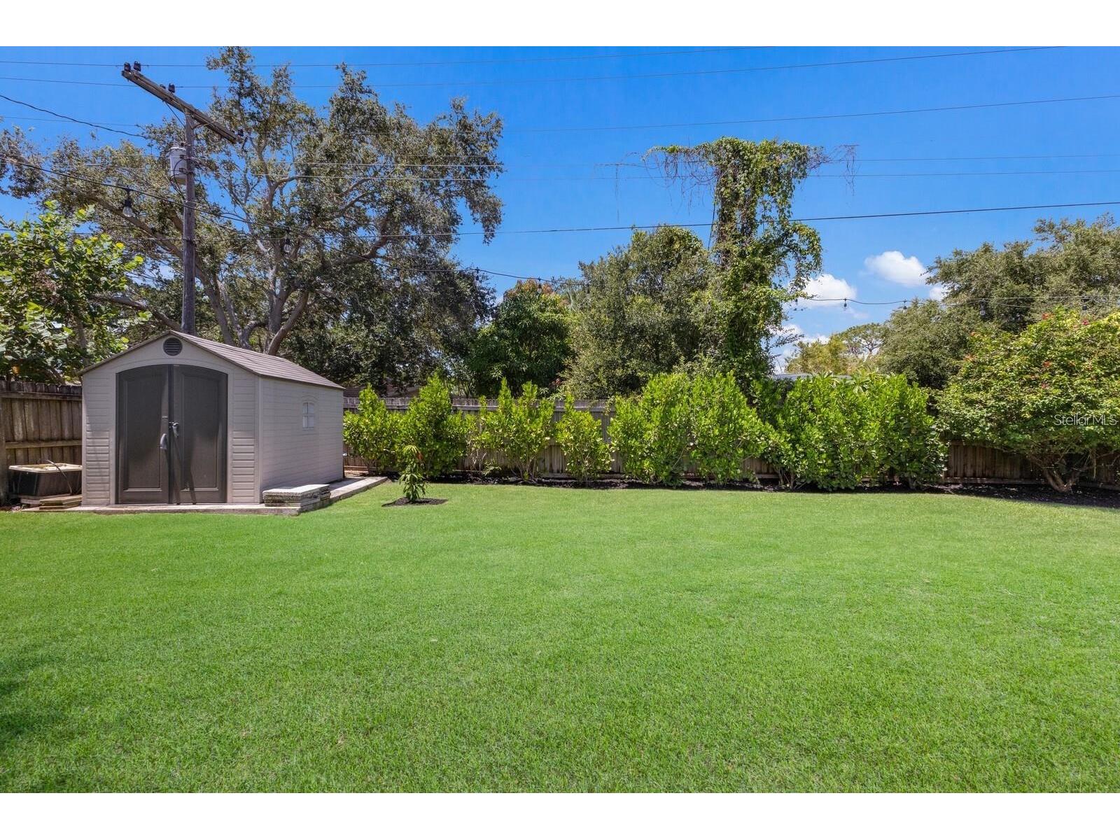 4925 Remington Drive Sarasota FL 34234 A4682036 image37