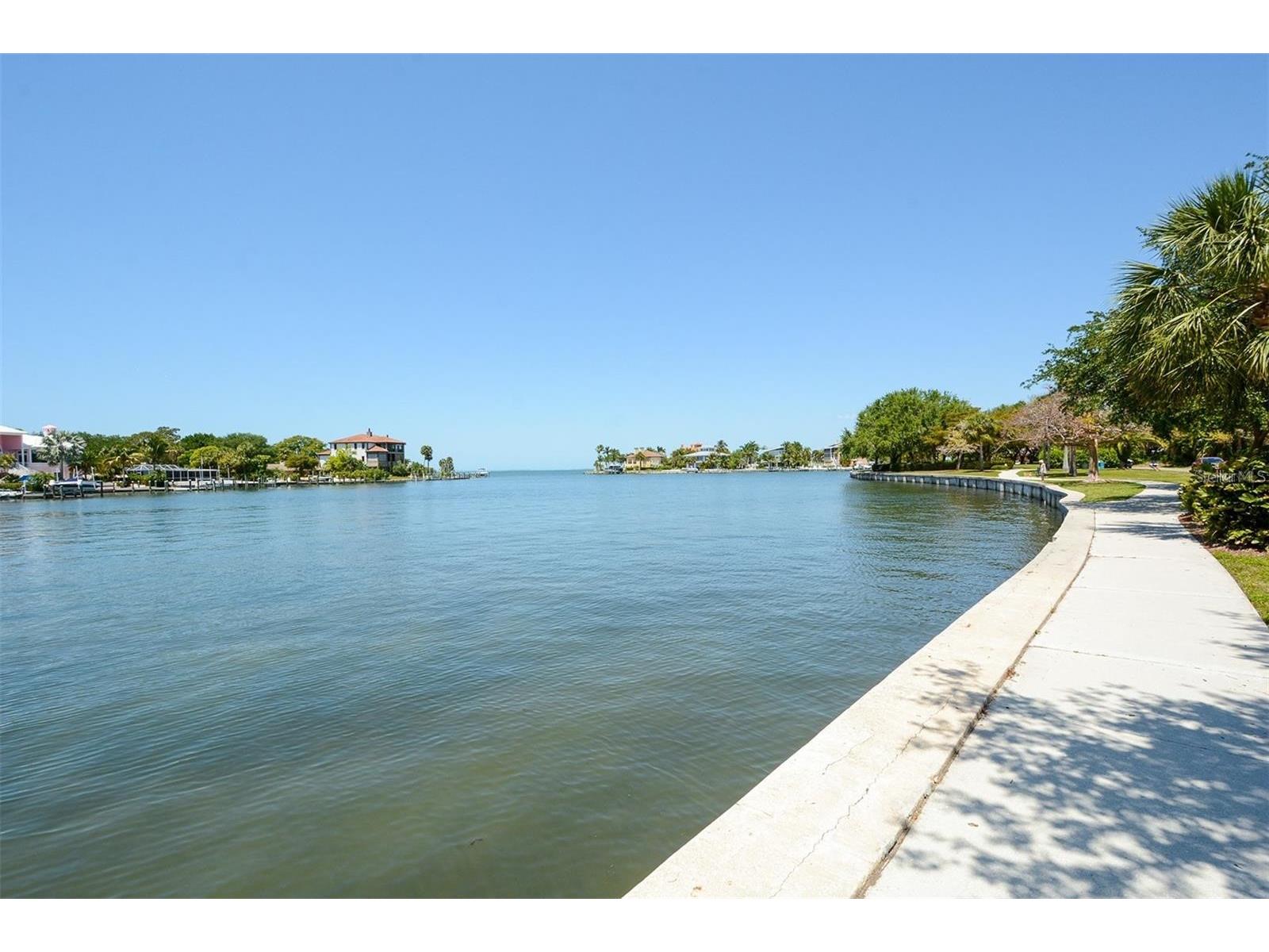 4925 Remington Drive Sarasota FL 34234 A4682036 image47