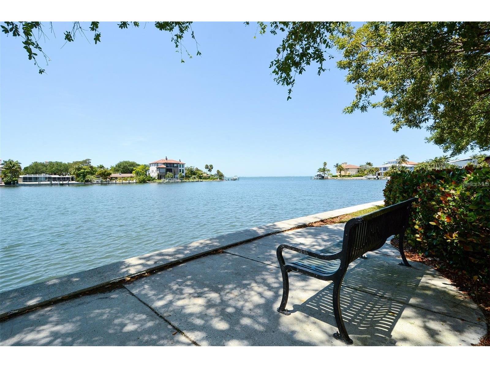 4925 Remington Drive Sarasota FL 34234 A4685614 image47