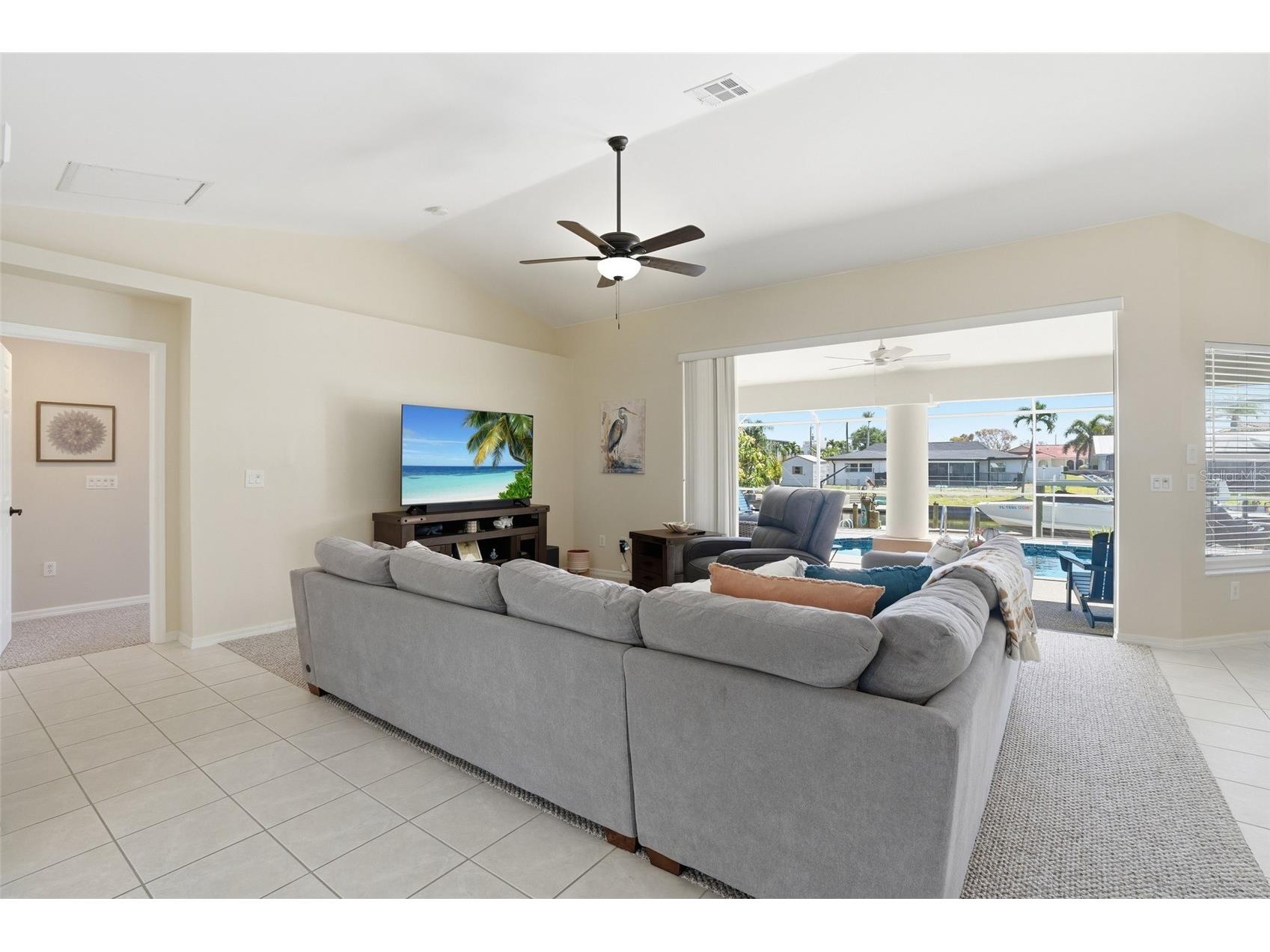 4925 Sorrento Court Cape Coral FL 33904 A4691685 image9