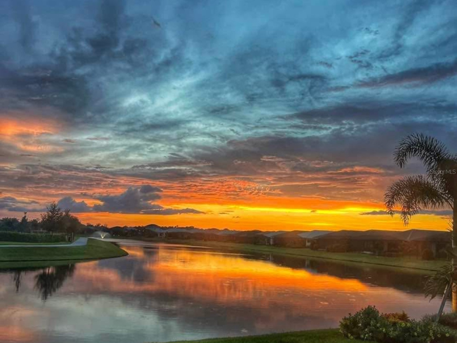 4925 Surfside Circle Bradenton FL 34211 A4668278 image1