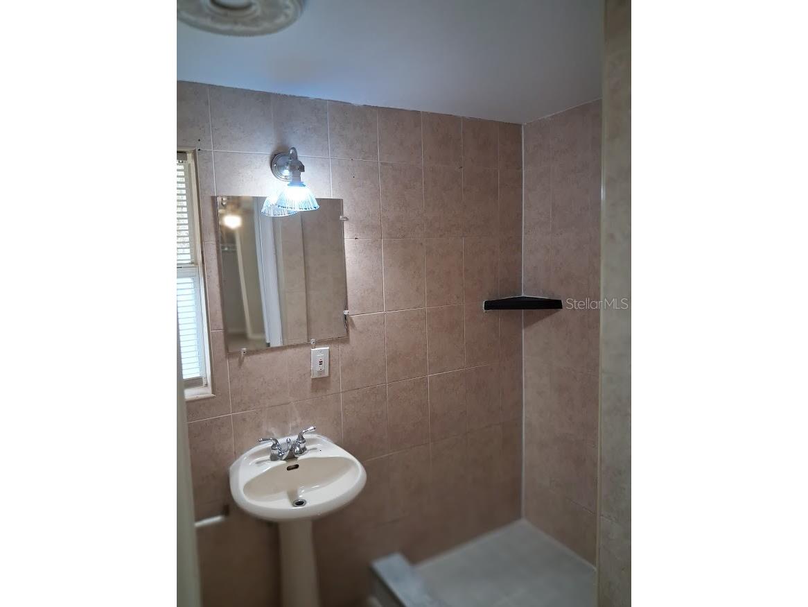 4926 Colonnade Avenue Holiday FL 34690 TB8521091 image15