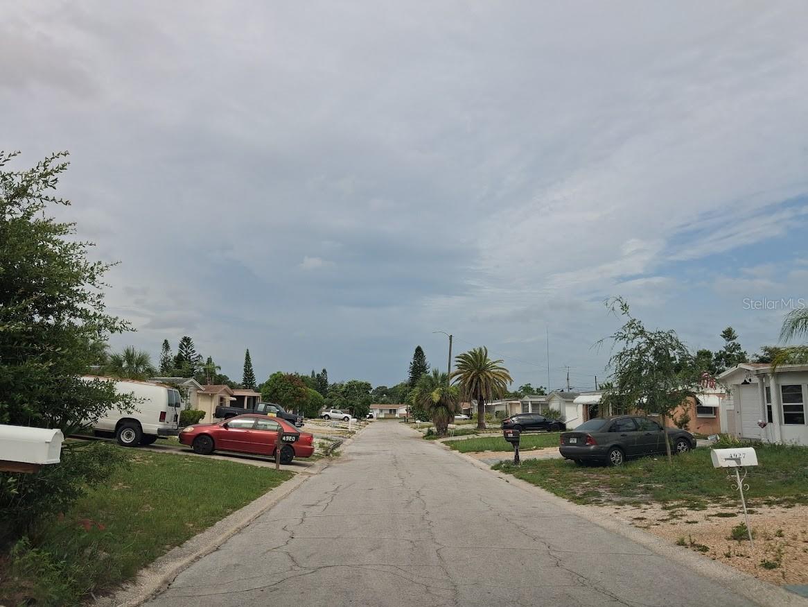 4926 Colonnade Avenue Holiday FL 34690 TB8521091 image3
