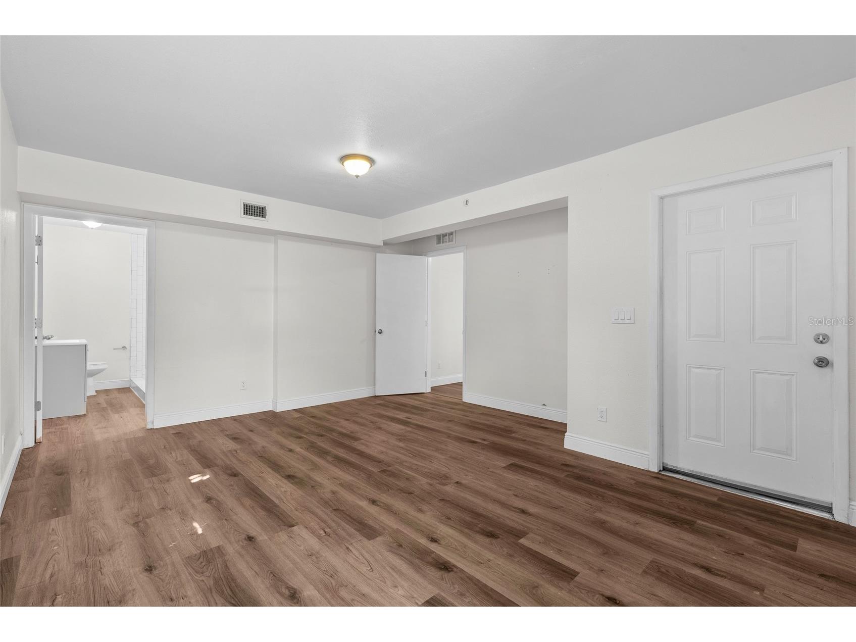 4926 Haines Road N Saint Petersburg FL 33714 TB8482910 image16