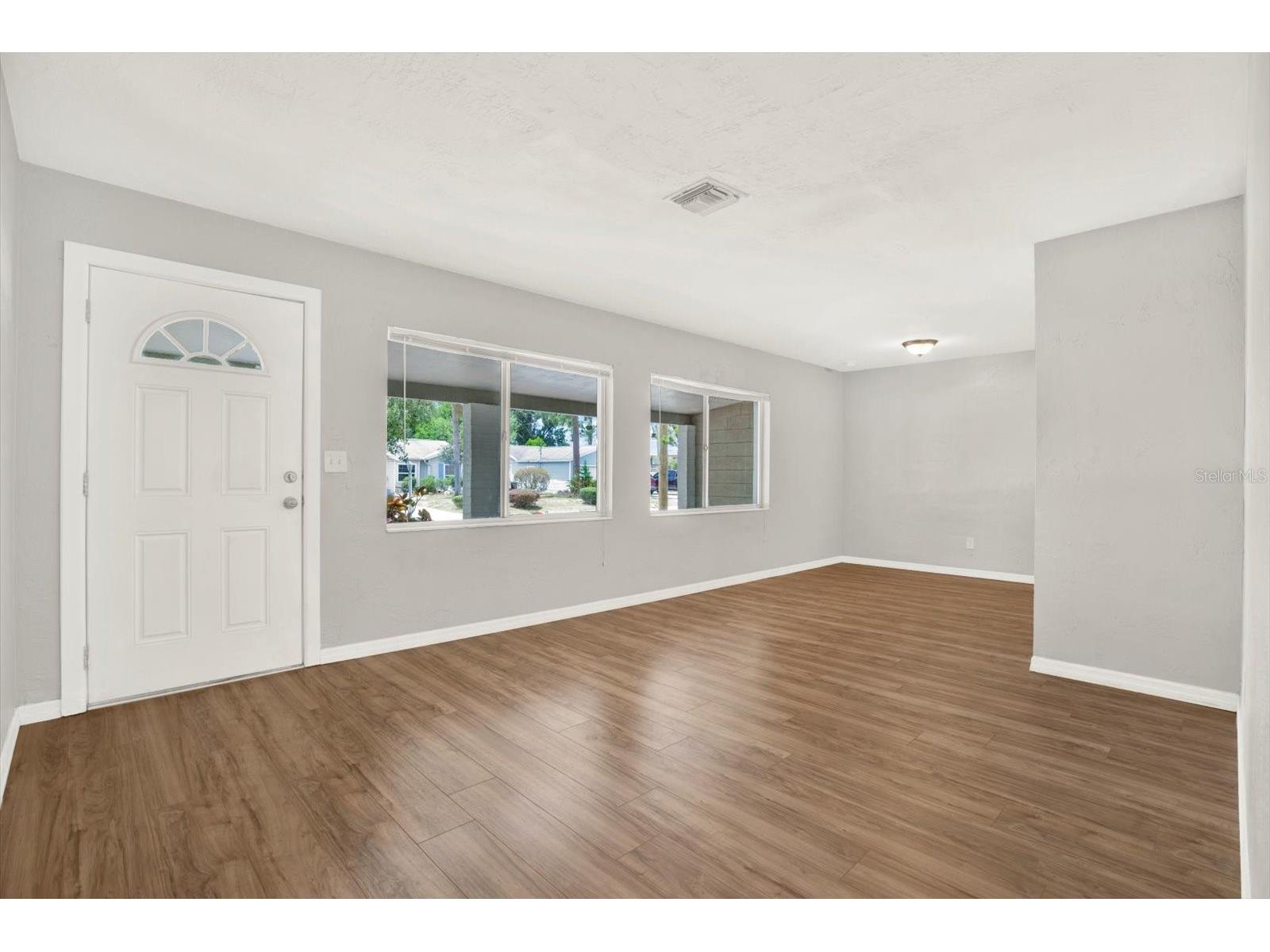 4927 33rd Street N Saint Petersburg FL 33714 TB8506595 image10