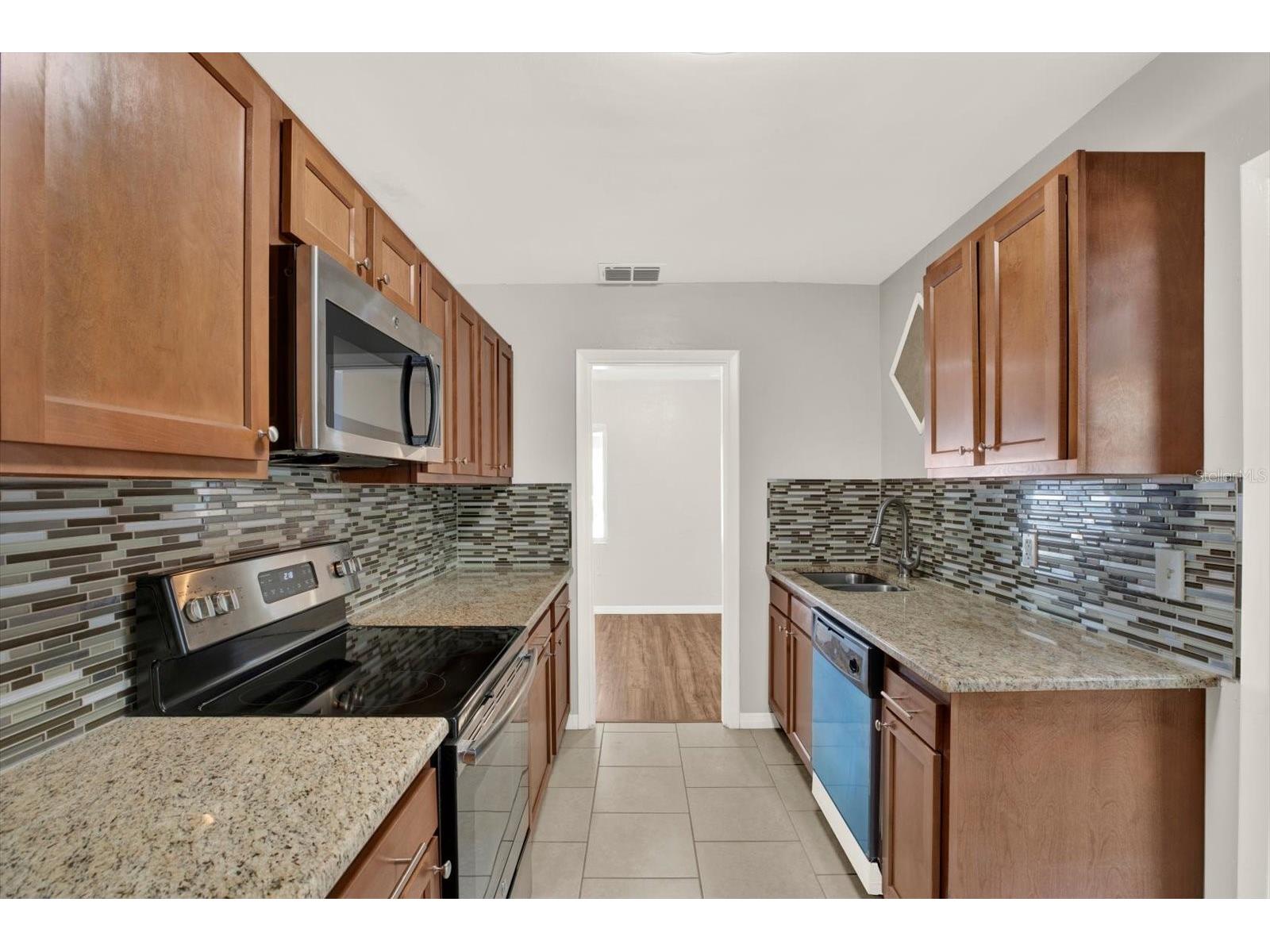 4927 33rd Street N Saint Petersburg FL 33714 TB8506595 image13