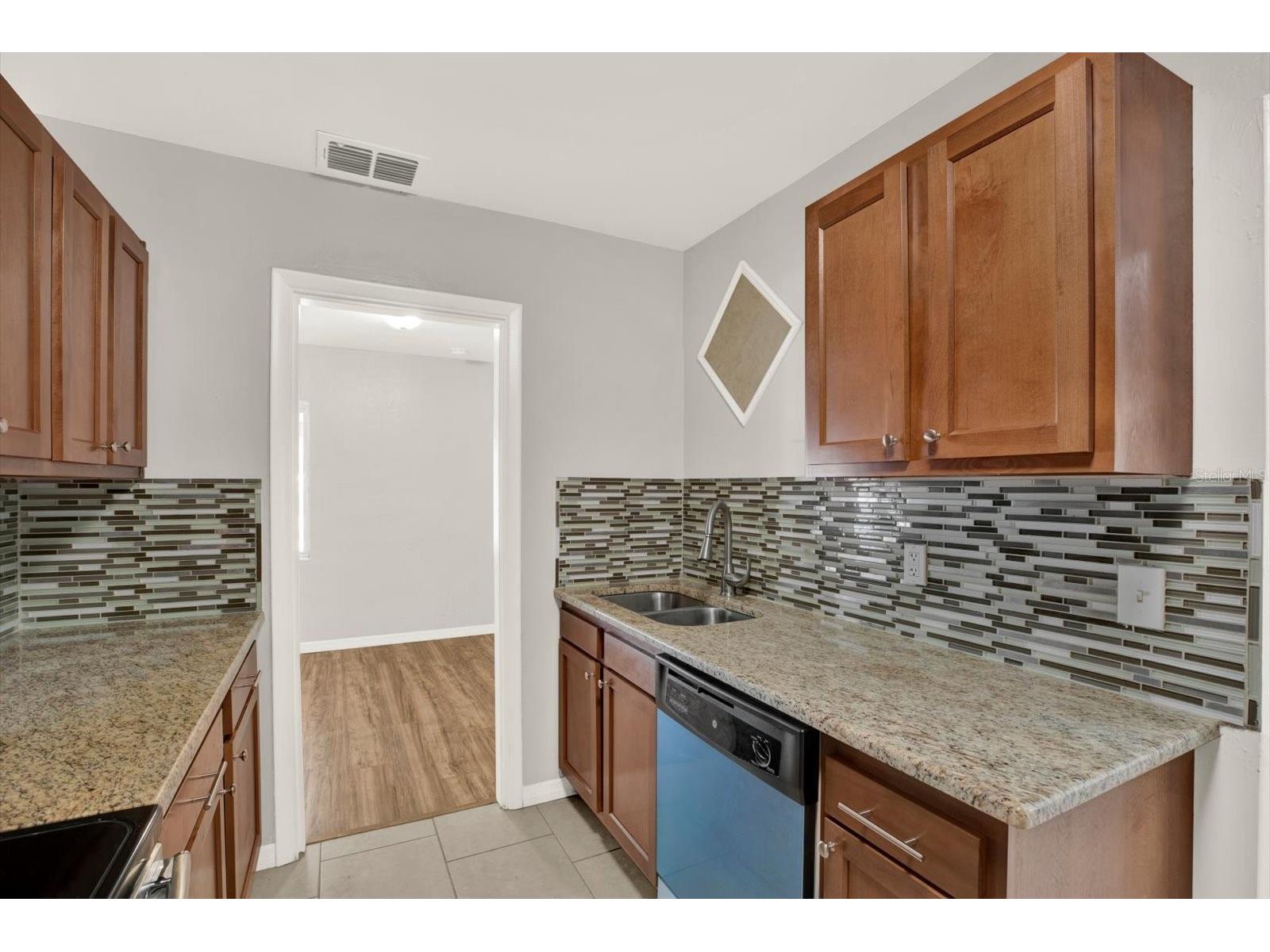 4927 33rd Street N Saint Petersburg FL 33714 TB8506595 image14