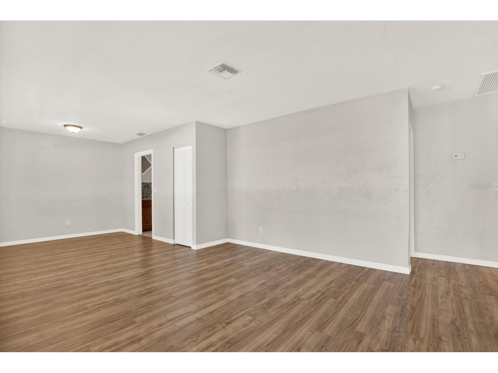 4927 33rd Street N Saint Petersburg FL 33714 TB8506595 image17