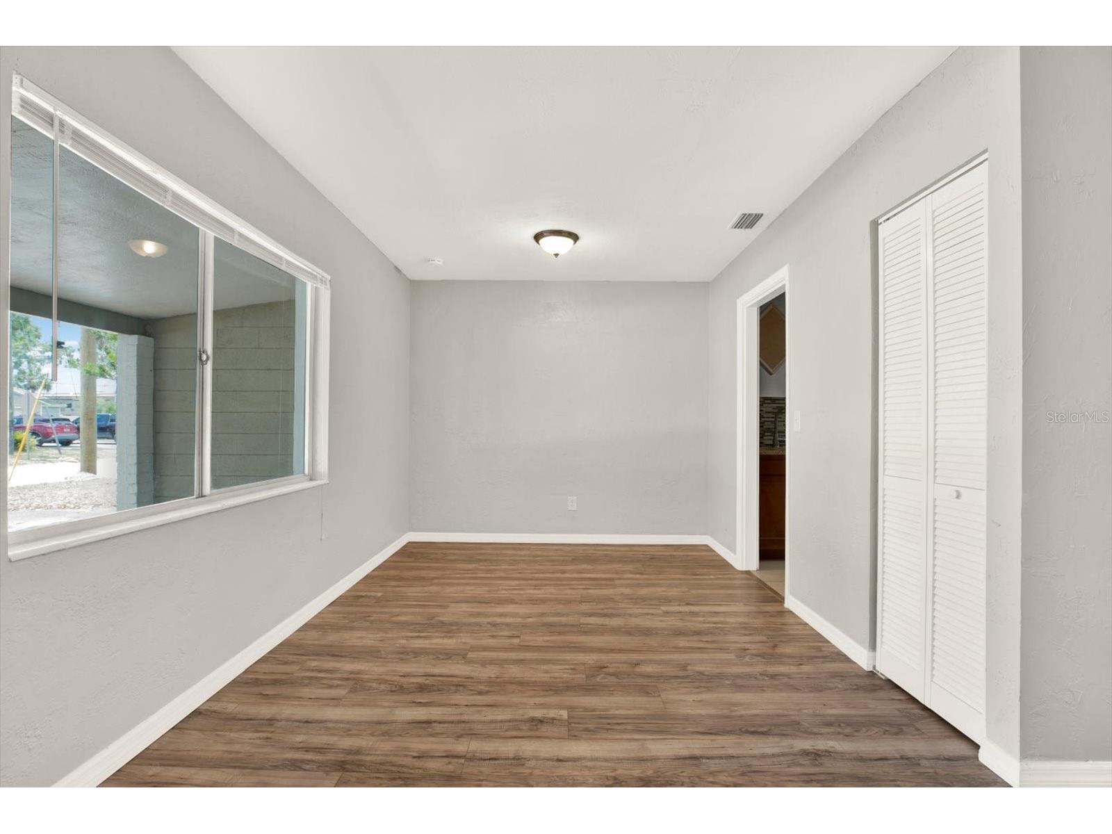 4927 33rd Street N Saint Petersburg FL 33714 TB8506595 image7