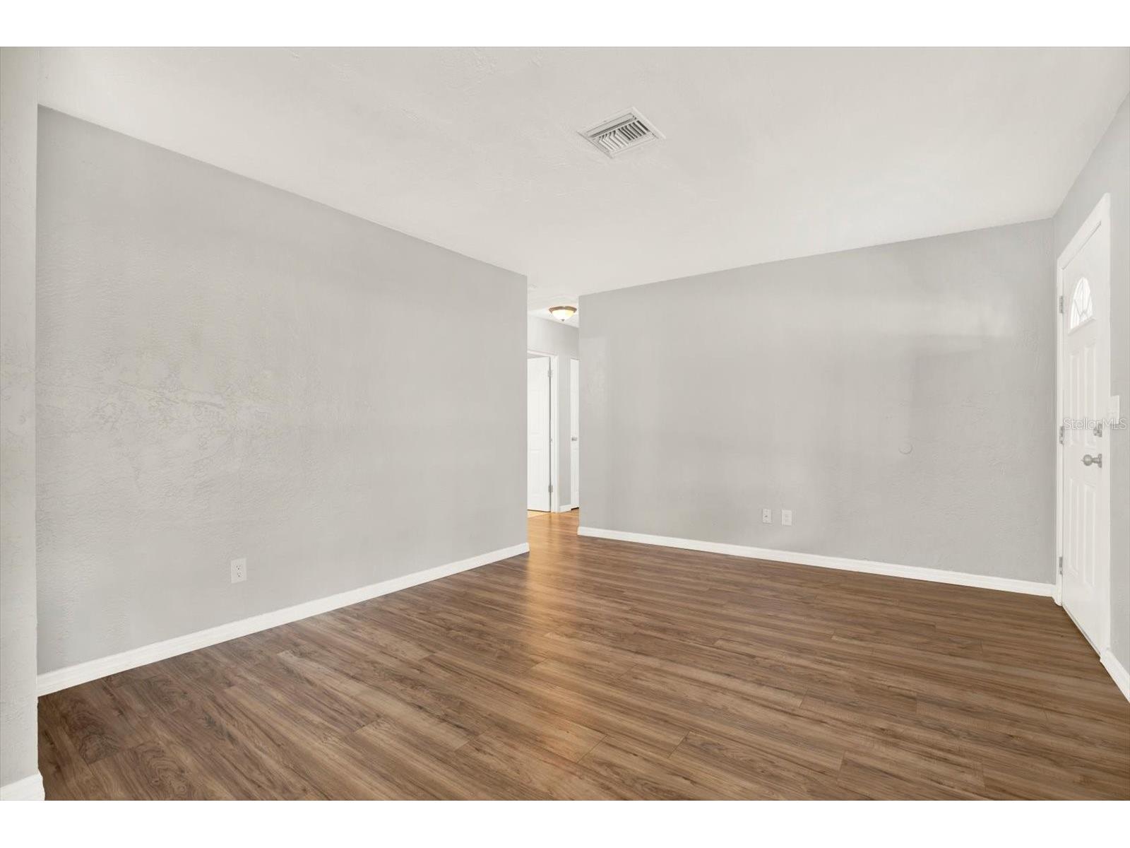 4927 33rd Street N Saint Petersburg FL 33714 TB8506595 image8