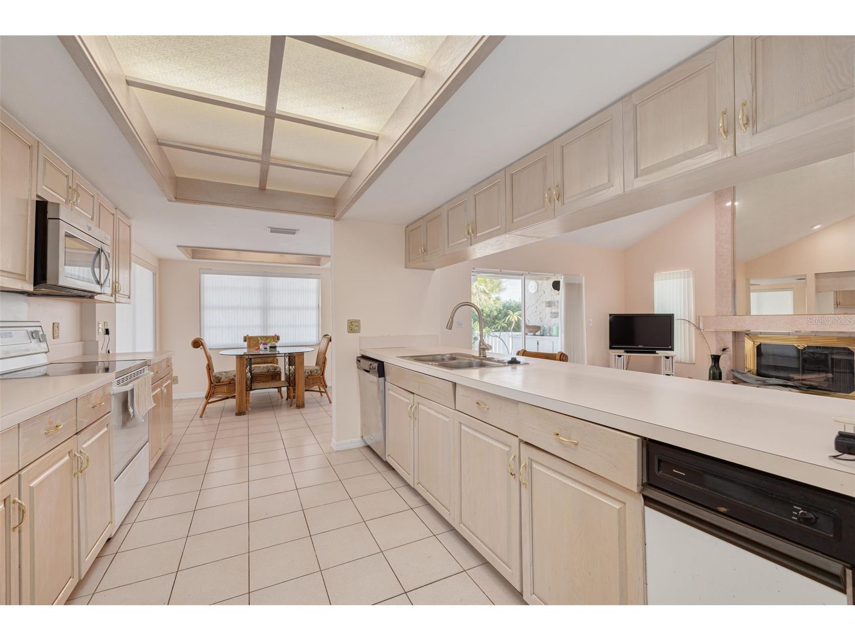 4927 62nd Avenue S Saint Petersburg FL 33715 TB8443099 image14