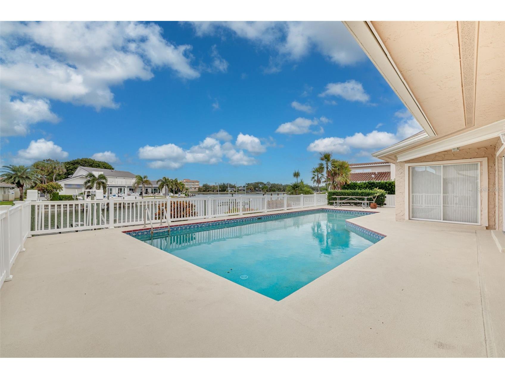 4927 62nd Avenue S Saint Petersburg FL 33715 TB8443099 image21