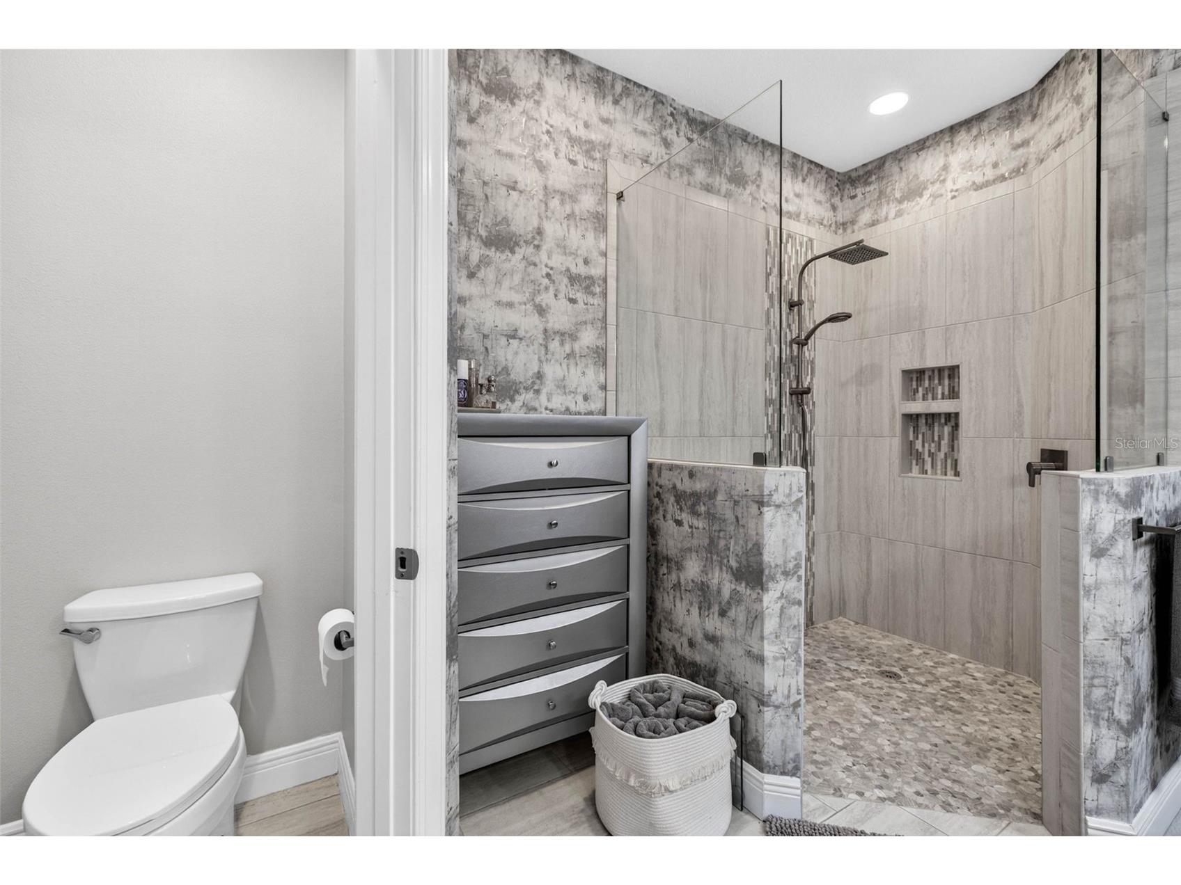 4927 Anniston Circle Tampa FL 33647 TB8502839 image32