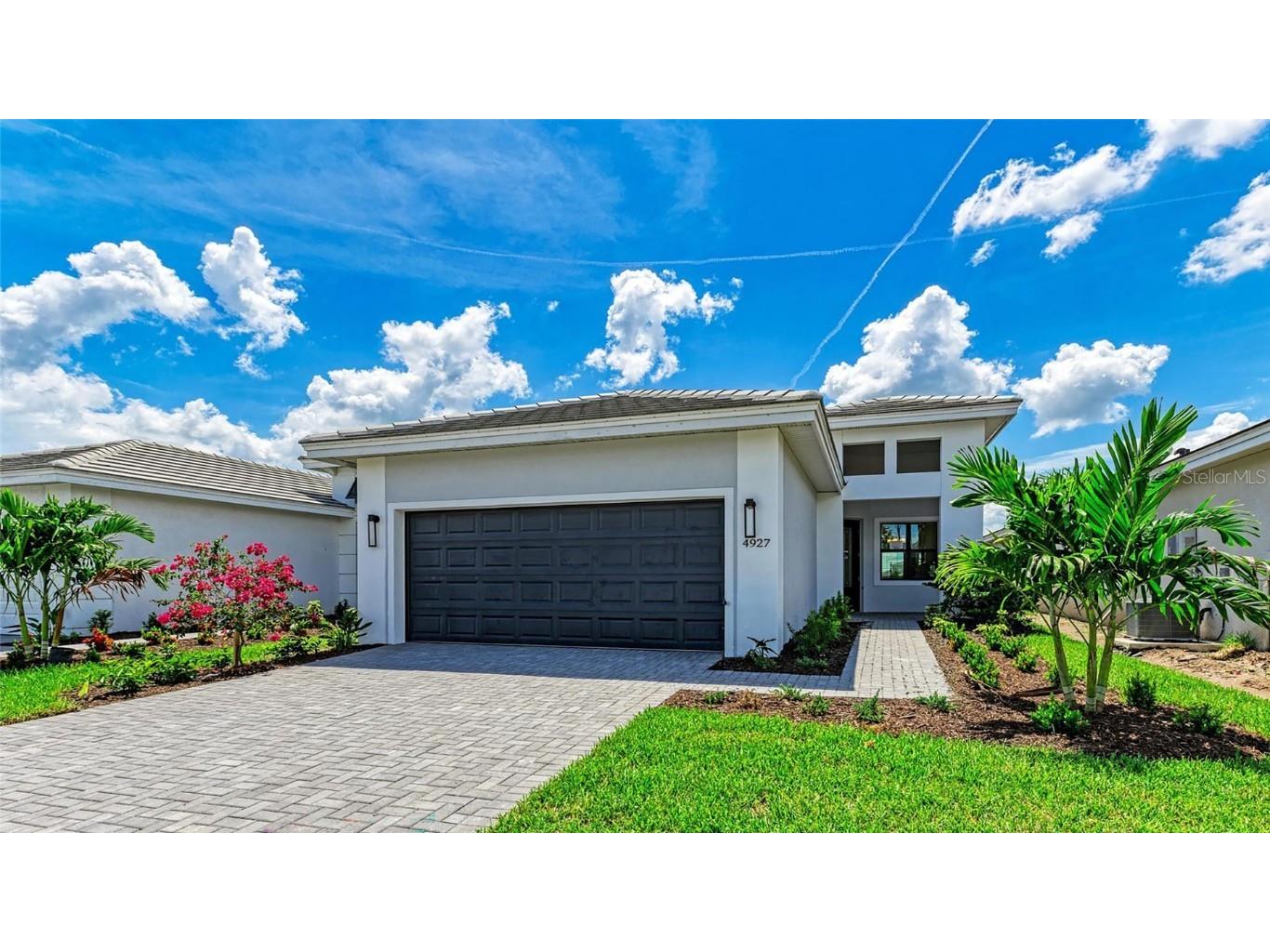 4927 Carova Way Lakewood Ranch FL 34211 O6180845 image1
