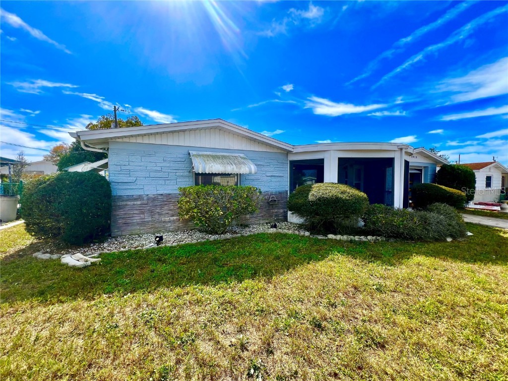 4928 Mirage Avenue Holiday FL 34690 T3505025 image1