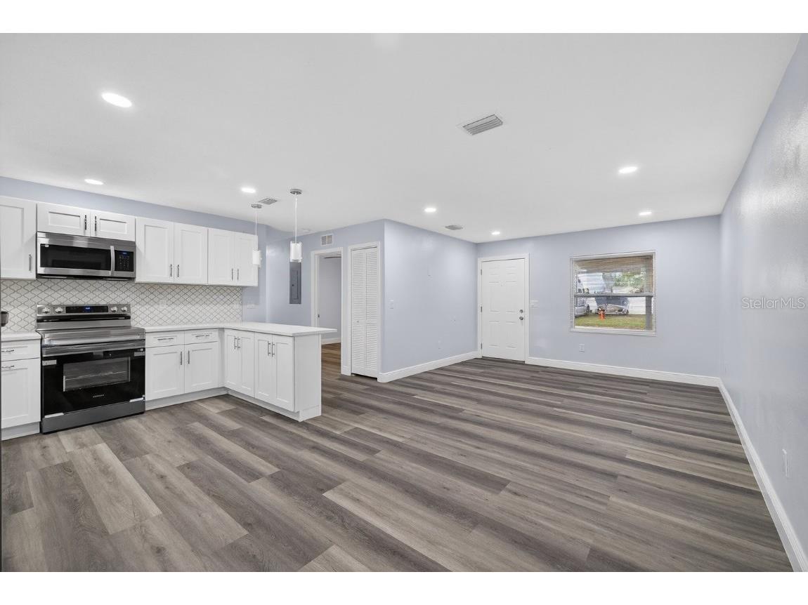 4928 Shetland Avenue Tampa FL 33615 TB8455065 image15